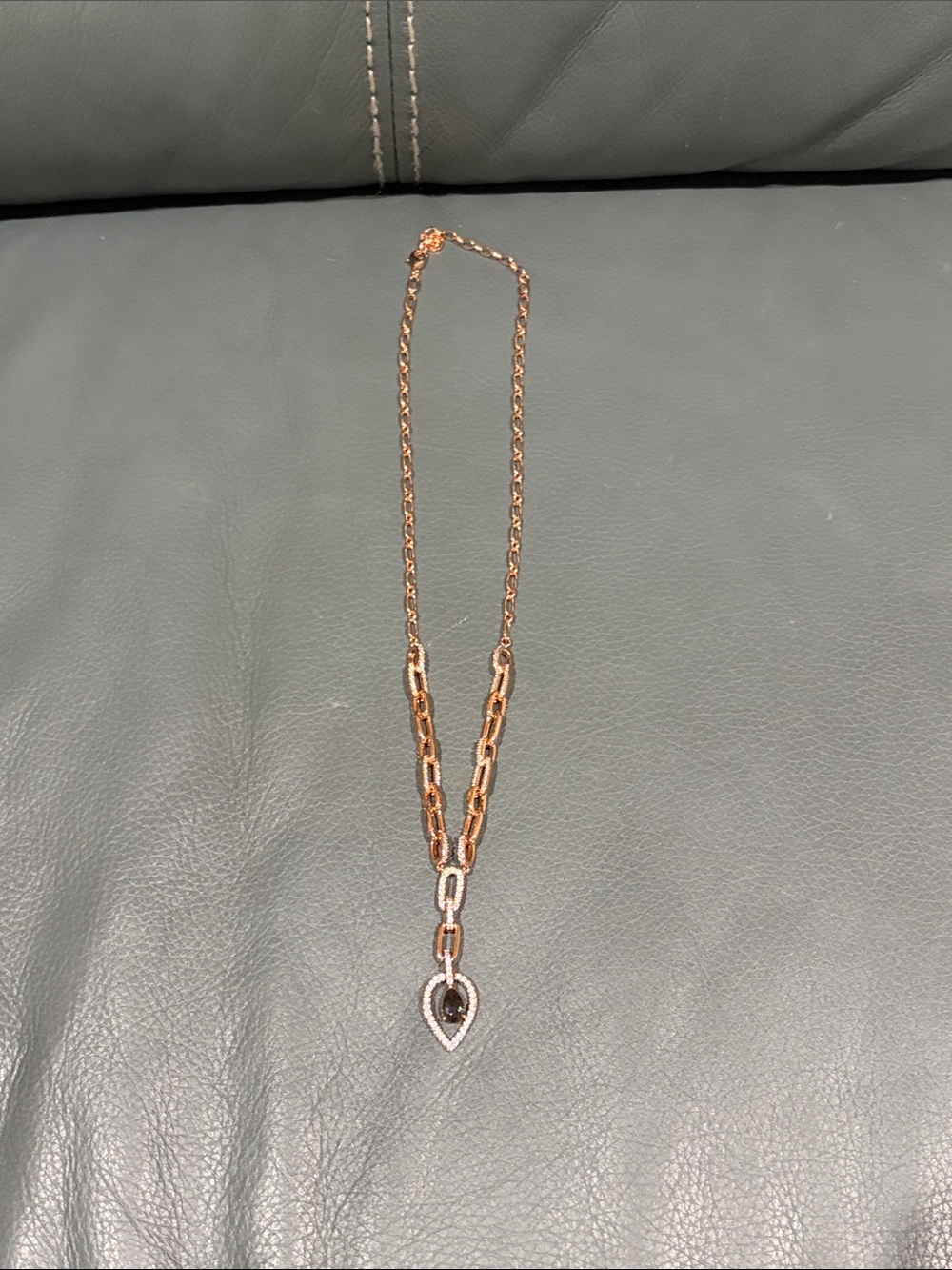 NWOT Rose Gold Teardrop Pendant Necklace - Women Jewelry